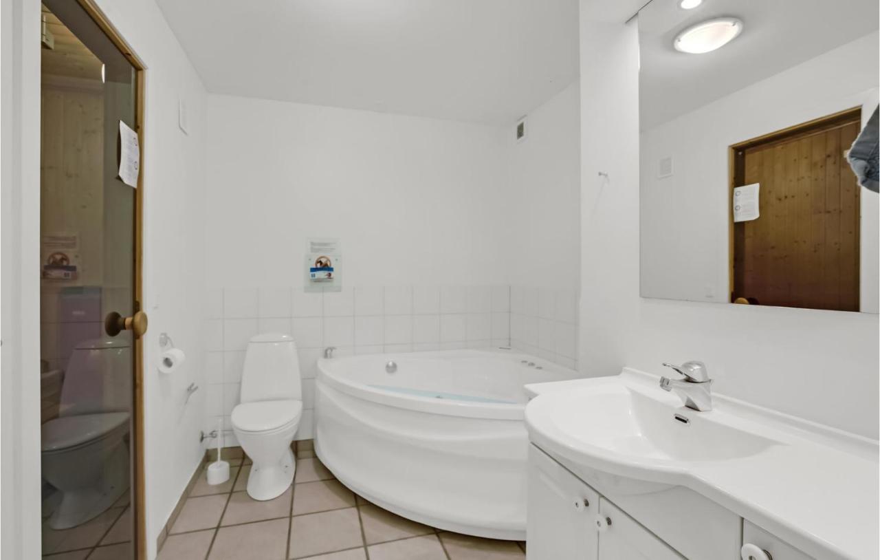 3 Bedroom Beautiful Home In Aabenraa Esterno foto